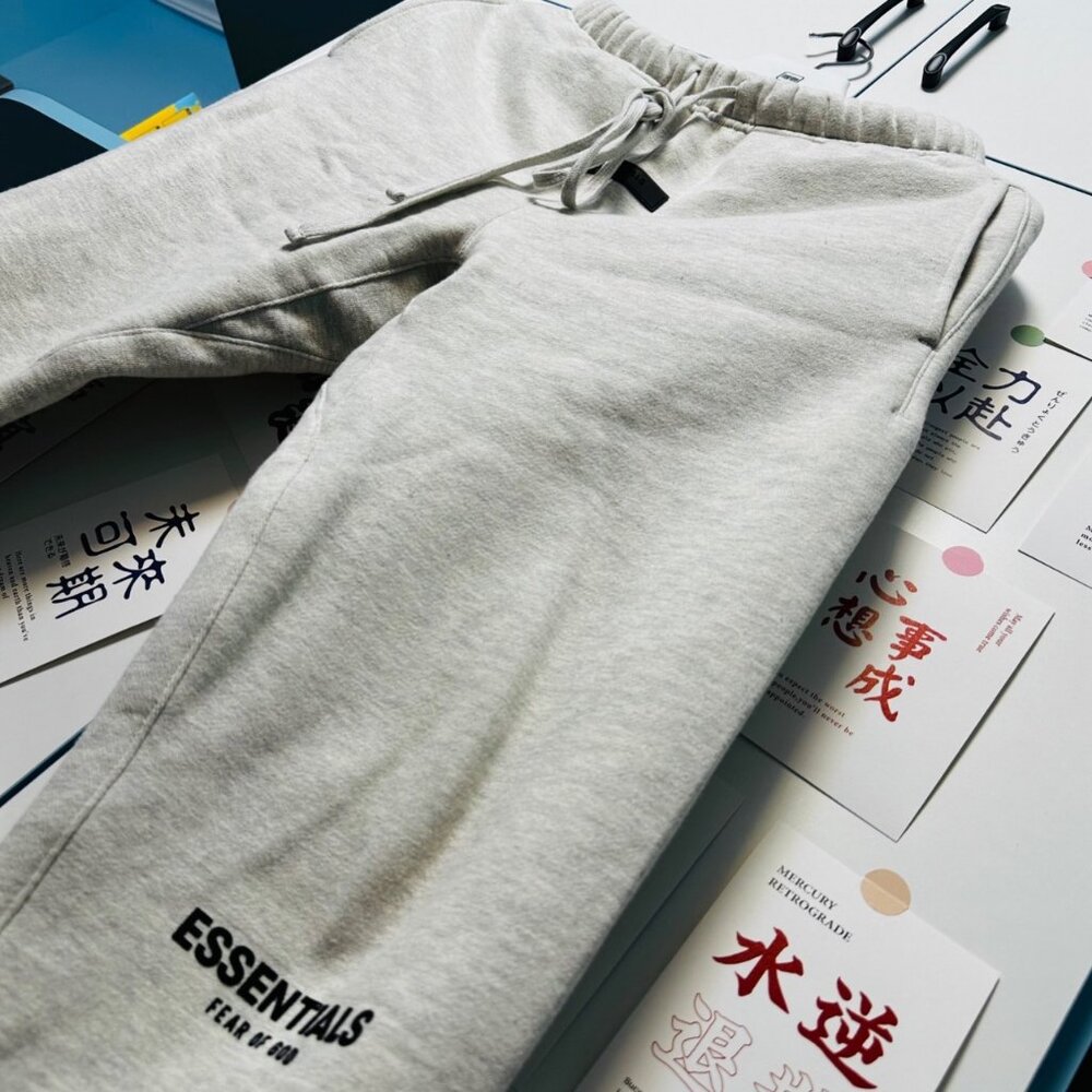 Fear of God Essentials Men's & Women's Sweatpants, Light Oatmeal - Picture 5 of 5